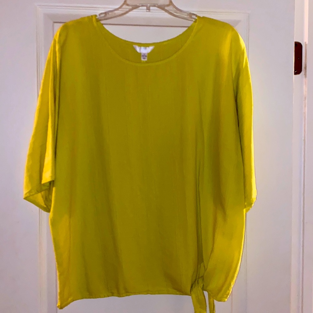 Lime green top. Good condition